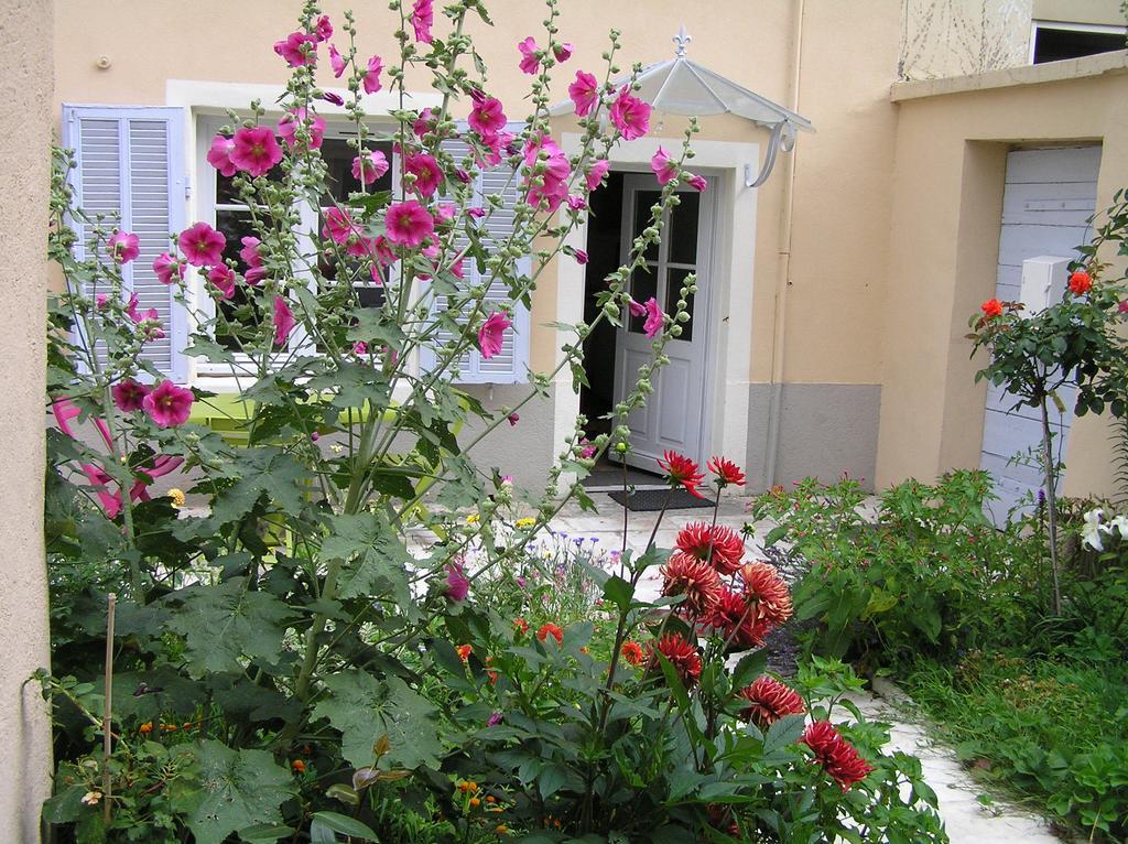 Apartamento Le Jardin Croix Roussien Lyon Exterior foto